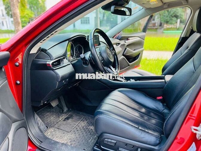 Mazda 6 2.0 Luxury model 2021