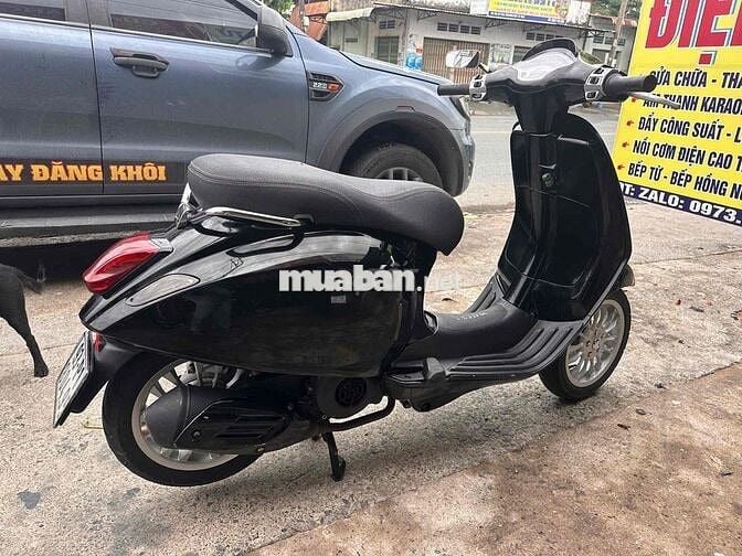 Piaggio Vespa Sprint Đen