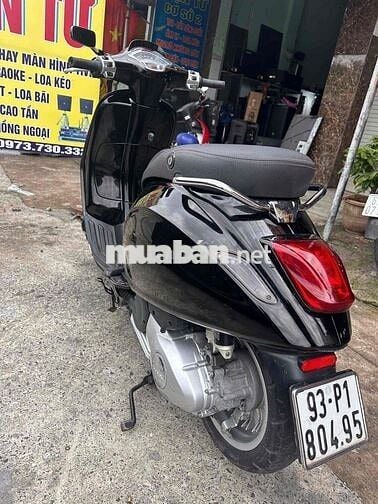 Piaggio Vespa Sprint Đen