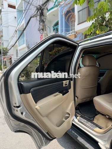 Toyota Fortuner 2014 Bạc