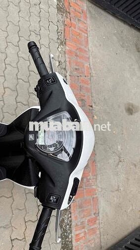 Honda Vision 2025 Trắng 2000 km