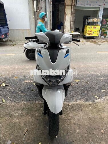 Vesspa 50cc chính chủ biển Hà Nội