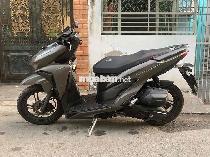 Honda Vario màu Xám