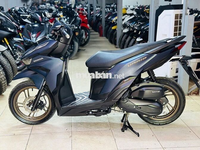 XE MÁY THỊNH PHÁT- VARIO 125 XANH SẦN LƯỚT 2025