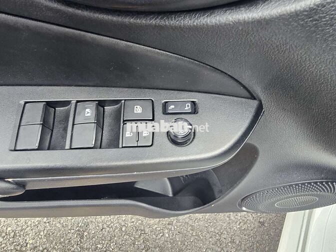VIOS 1.5E SX 2025 TỰ ĐỘNG 39000KM BẢO HÀNH HÃNG