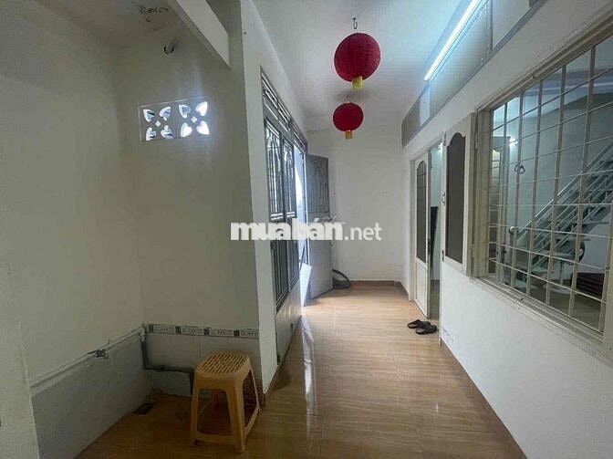 Nhỉnh 120/M khu phân lô đồng bộ toàn nhà cao tầng thích hợp xây mới