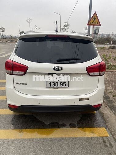 Kia Rondo GAT 2015 Trắng 14 vạn km
