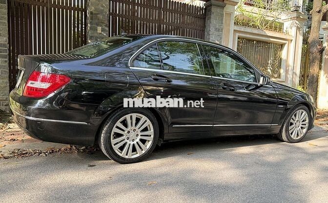 Mercedes C250 Blue Efficiency 2011 (bản Facelift)