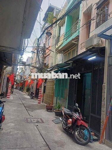 Cho thuê nhà nguyên căn Đường Nguyễn Đình Chiểu P4 Quận 3