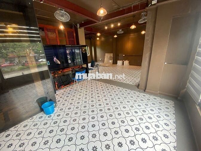 Cho thuê nhà mặt phố 283 Tây Sơn, đối diện chân cầu vượt ngã tư Sở
