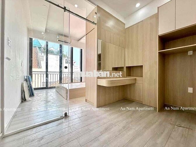 CĂN HỘ GIÁ TỐT BAN CÔNG , 42m2 - NGAY VÒNG XOAY LÝ THÁI TỔ QUẬN 10