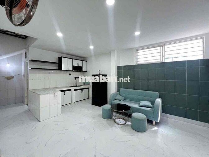 🔥  1PN tách bếp rộng 50m² ngay CMT8, Quận 3 – sát Q1!