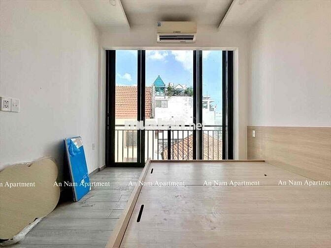 CĂN HỘ GIÁ TỐT BAN CÔNG , 42m2 - NGAY VÒNG XOAY LÝ THÁI TỔ QUẬN 10