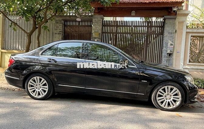 Mercedes C250 Blue Efficiency 2011 (bản Facelift)