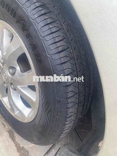 Toyota Innova Bạc 2006