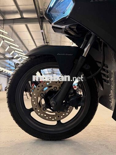 Honda Airblade 125 2022 Vàng Đen