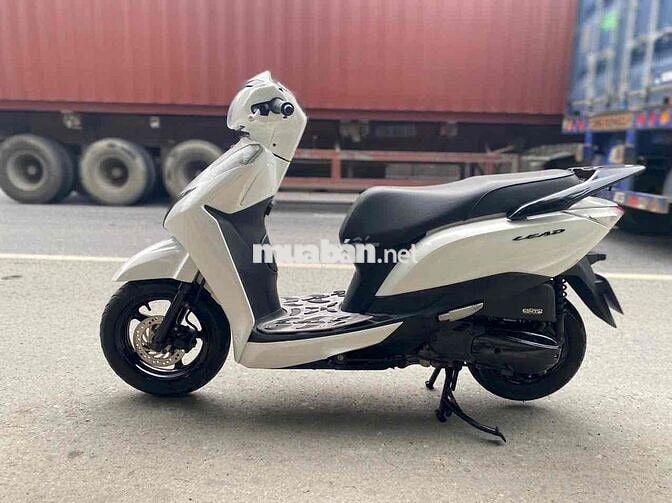 Honda Lead Trắng đời cao chính chủ zin chất đẹp