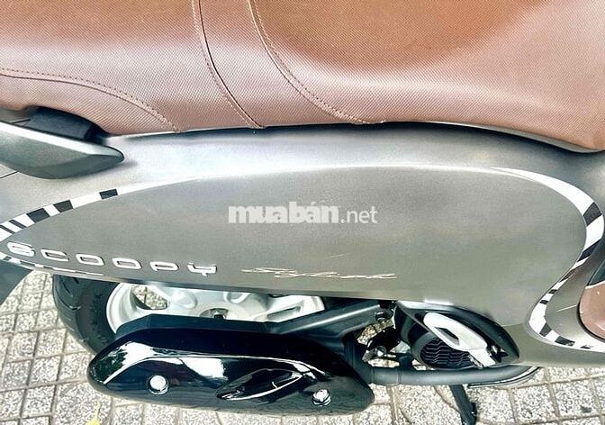 Honda Scoopy 2021 14000 km Xám
