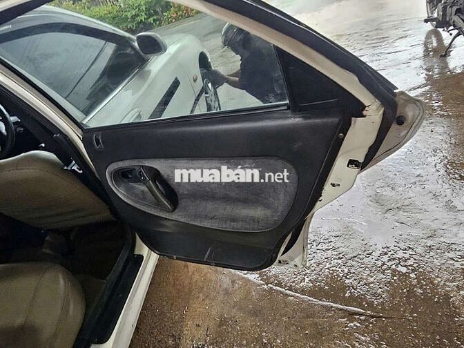 Mazda 626 1997 Số sàn Trắng