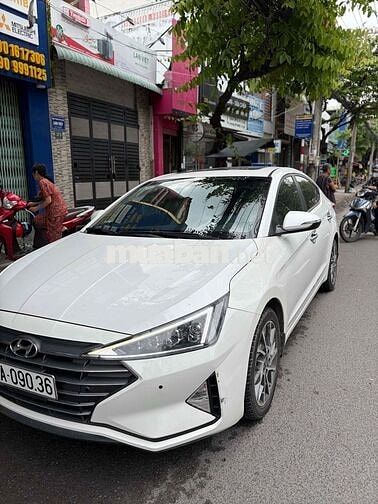Hyundai Elantra 2020 Trắng 69.000 km