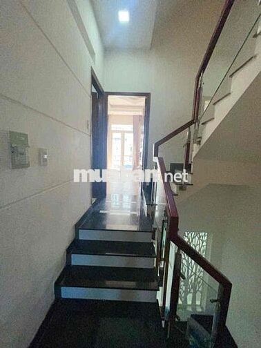 Cho thuê nhà nguyên căn, HXH 7m Tô Hiệu, DTSD 230m2, 1 PK, 1 bếp, 5PN,