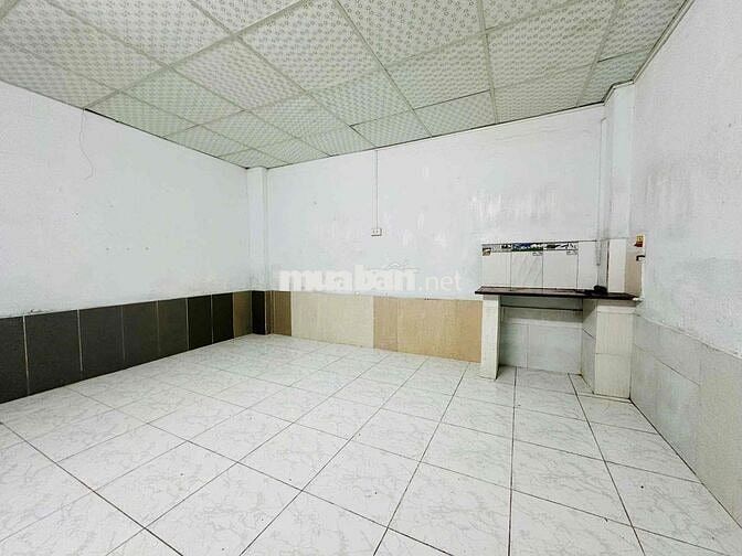 Cho thuê phòng giá rẻ cách chợ Hoàng Hoa Thám 100m Diện tích 16m2 giá