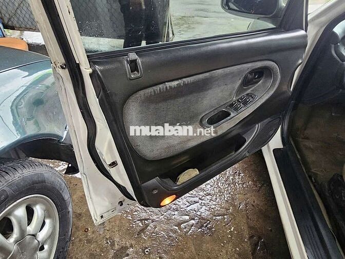 Mazda 626 1997 Số sàn Trắng