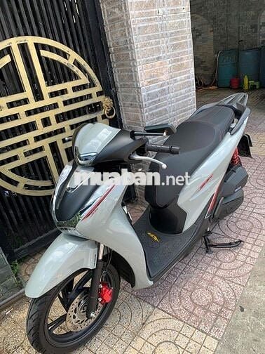 Honda SH 125 ABS 2023 Xám xi măng