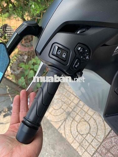 Honda SH 125 ABS 2023 Xám xi măng