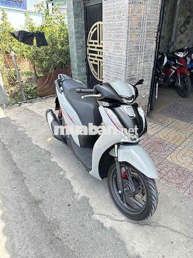 Honda SH 125 ABS 2023 Xám xi măng