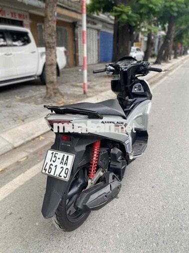 Honda Airblade chính chủ đời cao zin đẹp như hình