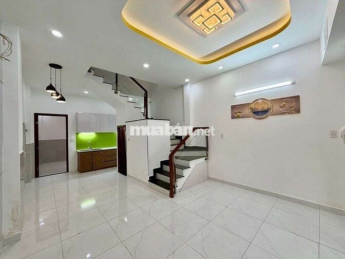 NHĨNH 6 TỶ NHÀ 60M2 ĐƯỜNG XVNT