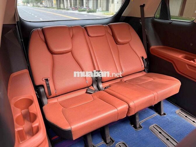 Kia Carnival 2024 2.2D Signature 65.000 km