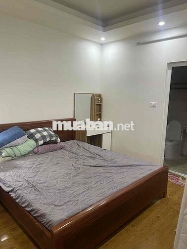 chính chủ cần bán căn hộ gemek1