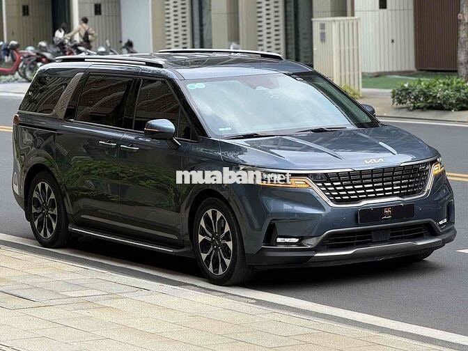 Kia Carnival 2024 2.2D Signature 65.000 km