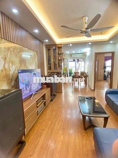 chính chủ cần bán căn hộ gemek1