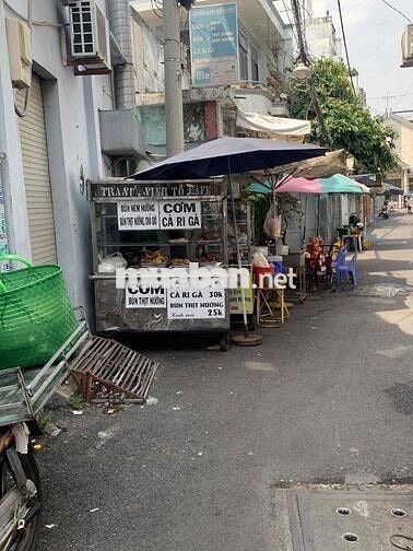 Cho thuê mặt bằng bán cơm Võ Văn Ngân