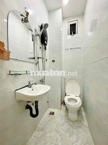 PASS PHÒNG NGUYỄN TRÃI, FULL Nội thất và ban công thoáng mát