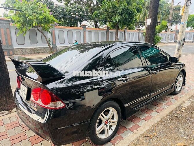 Honda Civic Đen