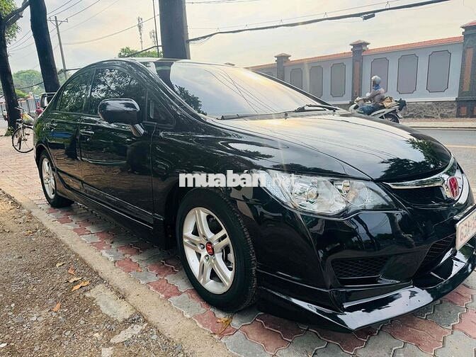 Honda Civic Đen