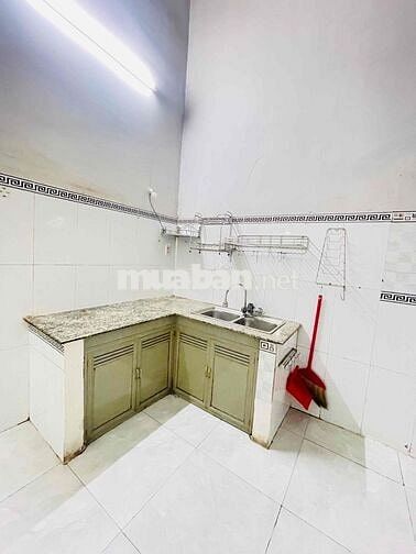 Cho Thuê Nhà Gác Lửng 2 Phòng ngủ Đông Hoà Tp HCM