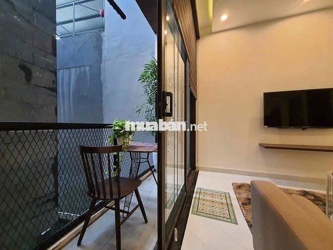 Cho thuê căn hộ cạnh Cầu Rồng, 68m2, 2 Phòng ngủ, 2 WC, Full nội thất