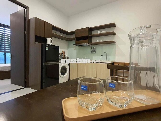 Cho thuê căn hộ cạnh Cầu Rồng, 68m2, 2 Phòng ngủ, 2 WC, Full nội thất