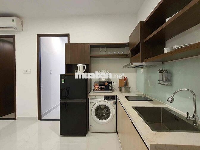 Cho thuê căn hộ cạnh Cầu Rồng, 68m2, 2 Phòng ngủ, 2 WC, Full nội thất