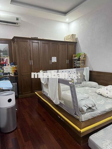 Cho thuê nhà mặt tiền Dương Văn An full nội thất cao cấp
