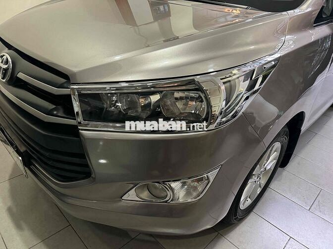 Toyota Innova 2.0E 2018 Nâu