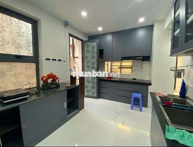BÁN TOÀ NHÀ CĂN HỘ DỊCH VỤ 234 M2 - HIỆP BÌNH - THỦ  ĐỨC, 20 PHÒNG,