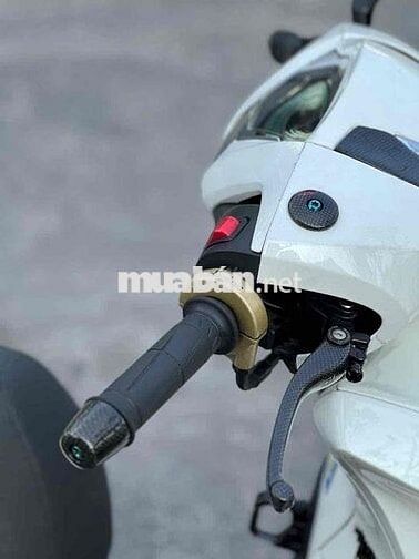 Honda SH350i Trắng 14000 km