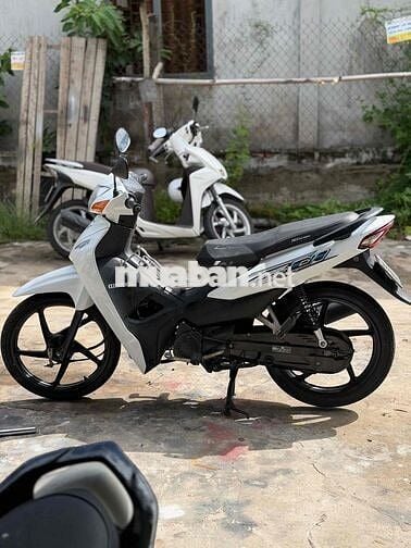 Honda Wave Alpha 2024 Trắng biển 95 ngây chủ