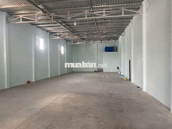 Cần Cho thuê xưởng đường song hảnh  trung chánh .DT 8 x35 giá 15 triệu